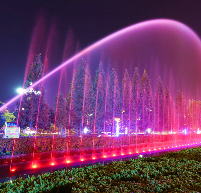 人工湖音樂(lè)噴泉